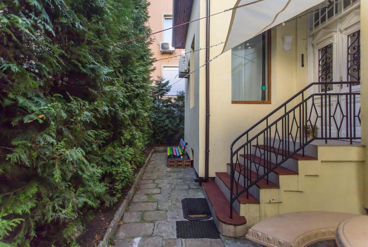 Social Guest House София Экстерьер фото