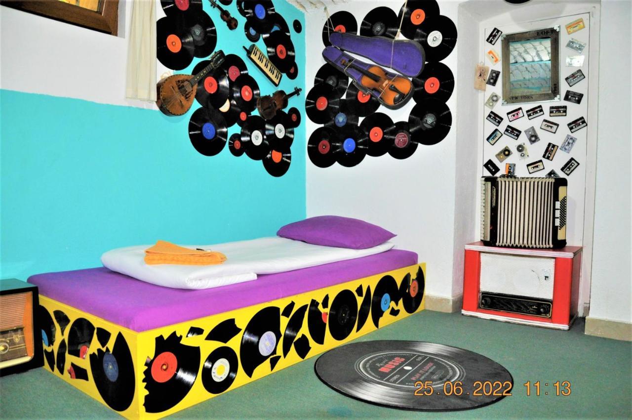 Social Guest House София Экстерьер фото