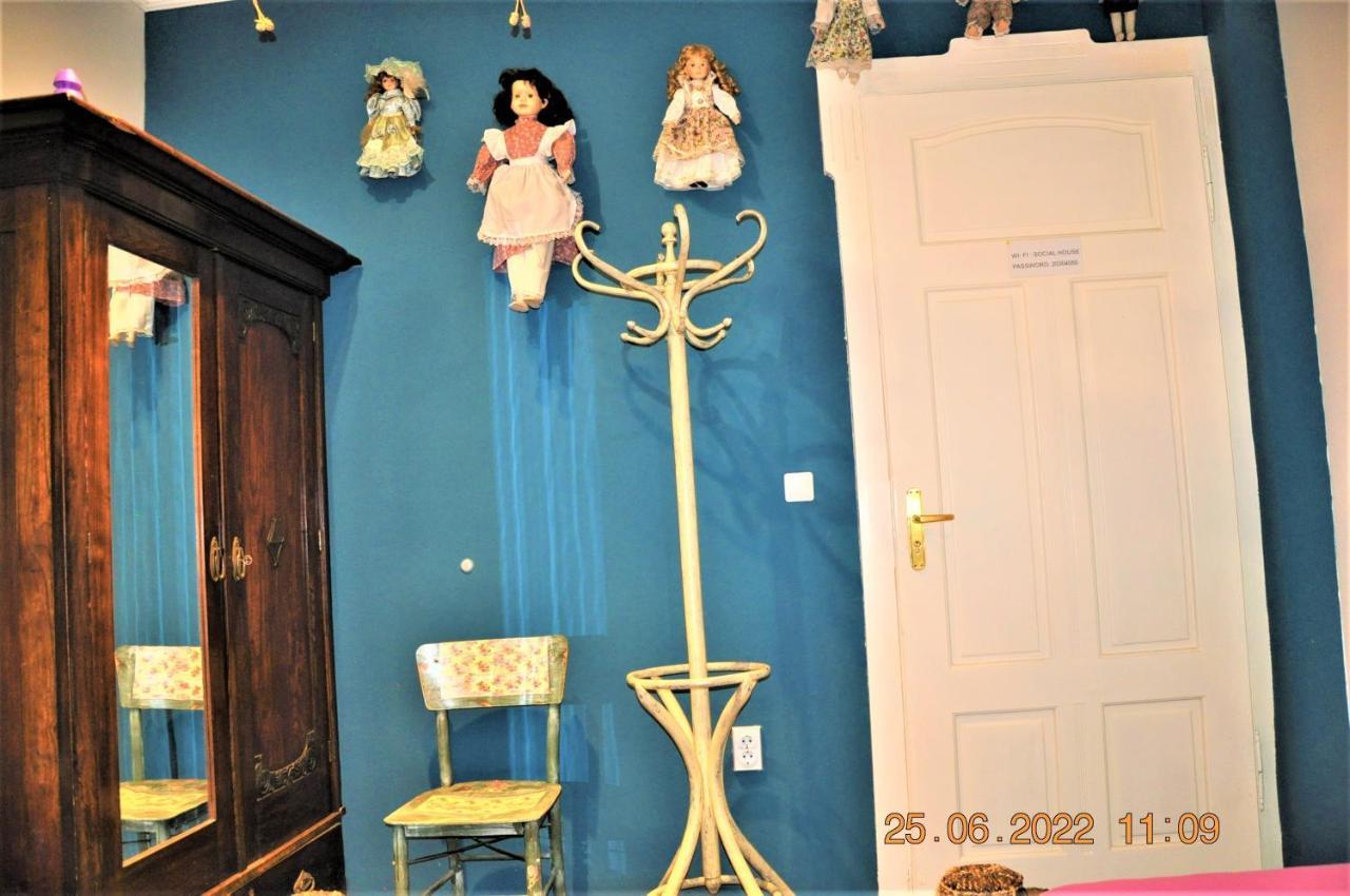 Social Guest House София Экстерьер фото