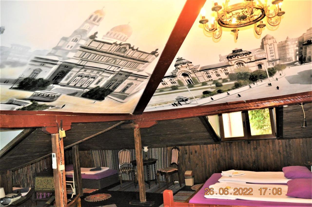 Social Guest House София Экстерьер фото